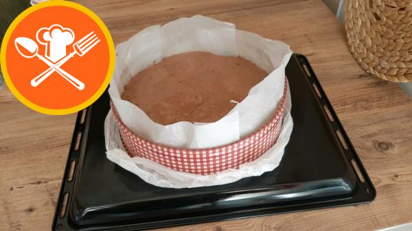 Φτιάχνοντας τούρτα ηλικίας Α έως Ω.  Θα λιθοβολήσεις τα αφεντικά σου (με βίντεο)